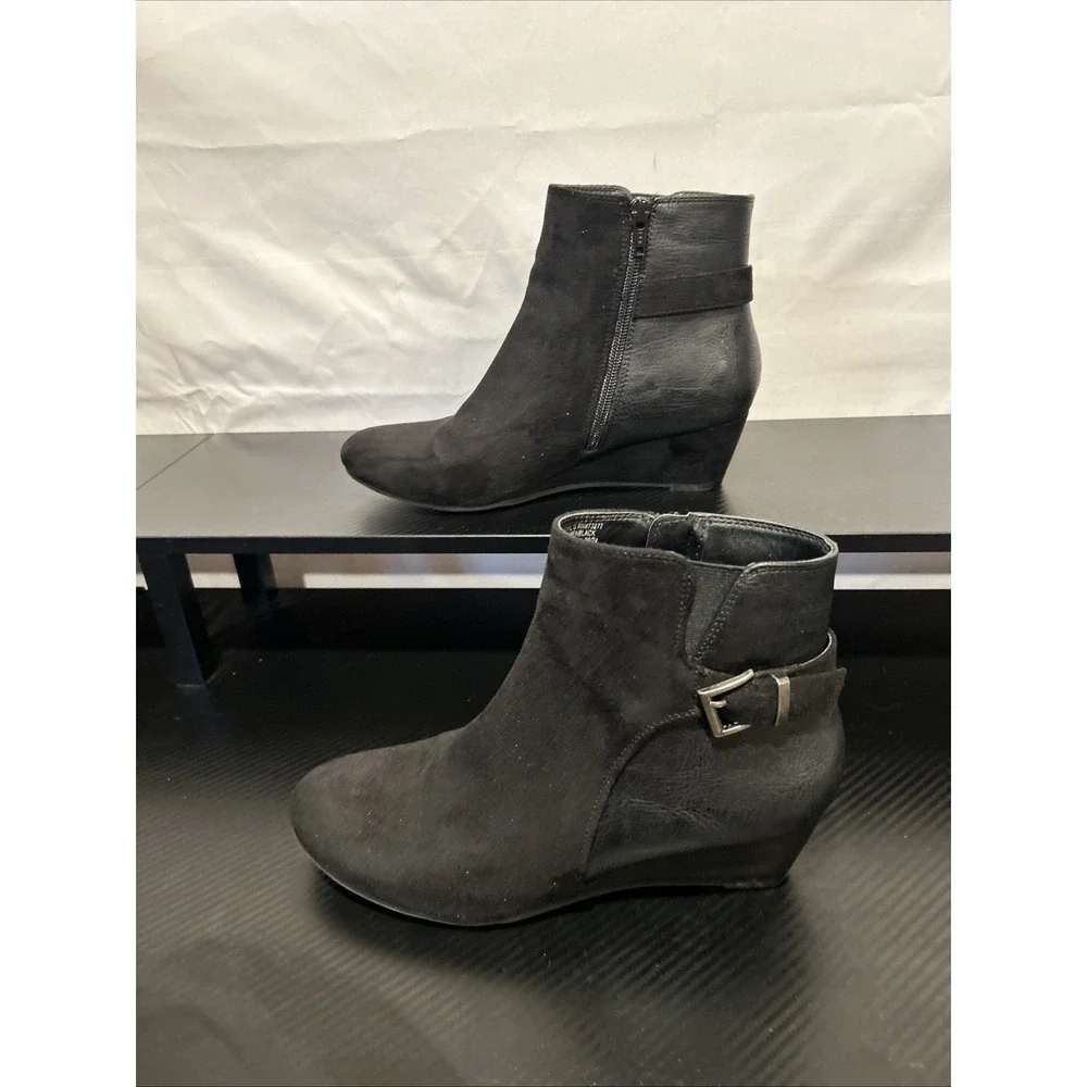 Croft & Barrow Carmen‎ Ankle Bootie Black Ortholite Eco Buckle Round Toe 8.5